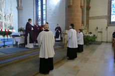 Beauftragung zu Lektorat und Akolythat in St. Marien, Volkmarsen (Foto: Karl-Franz Thiede)